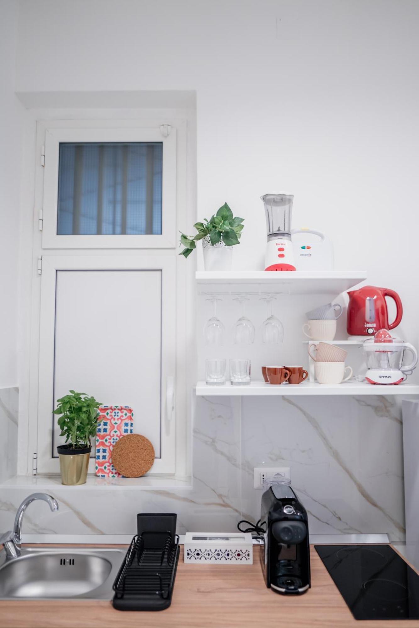 Poesis Suite Bari Luaran gambar